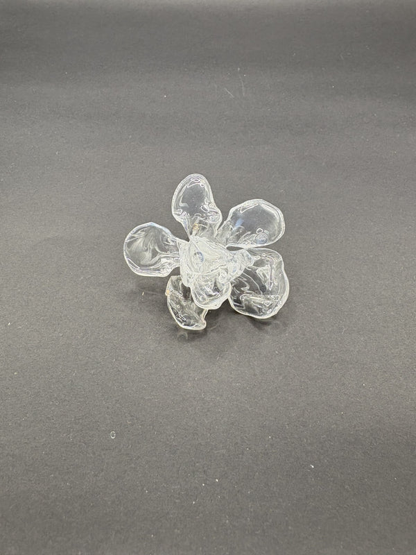 Anillo Magnolia transparente