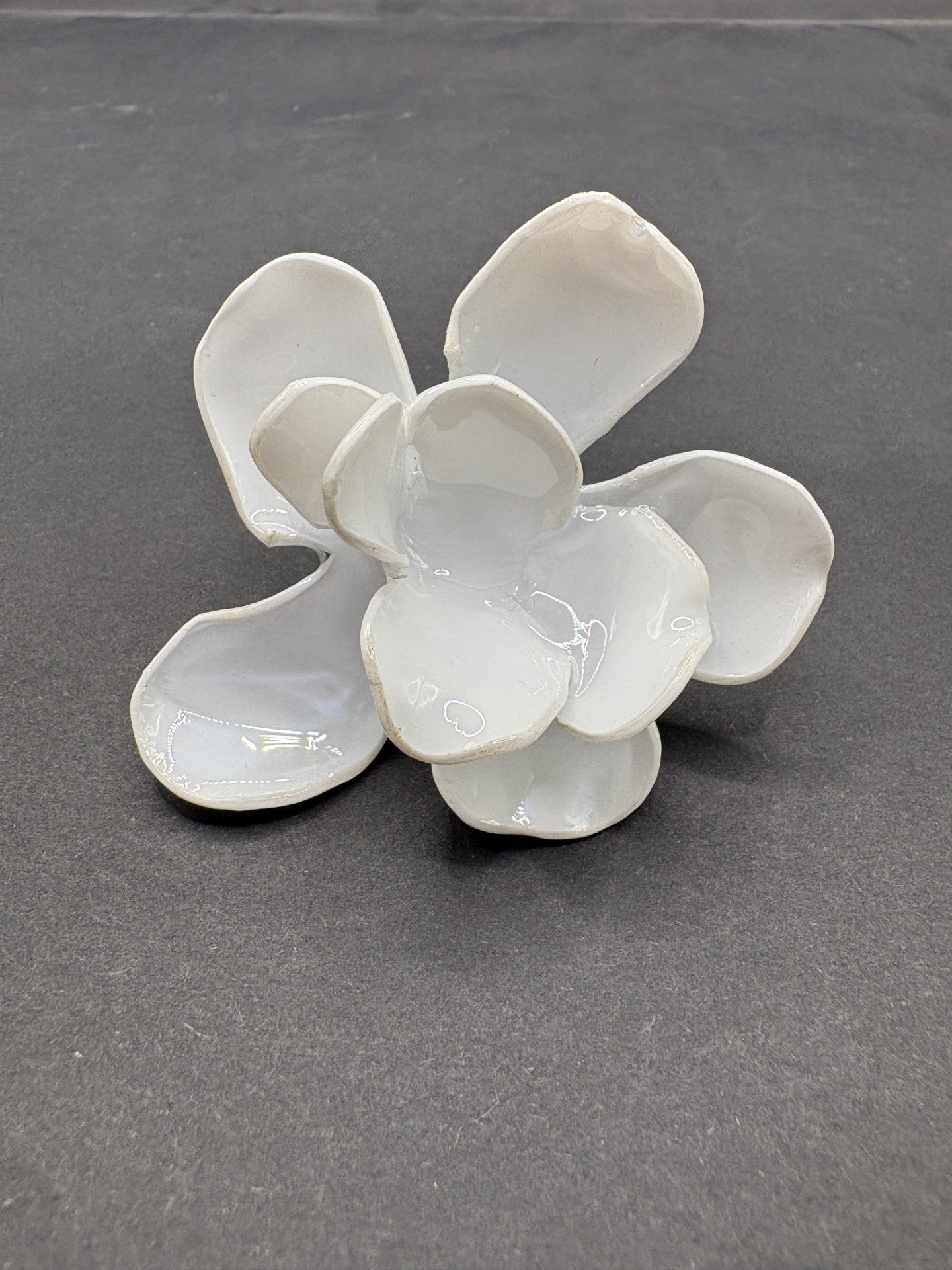 Anillo Magnolia Blanco Opaco