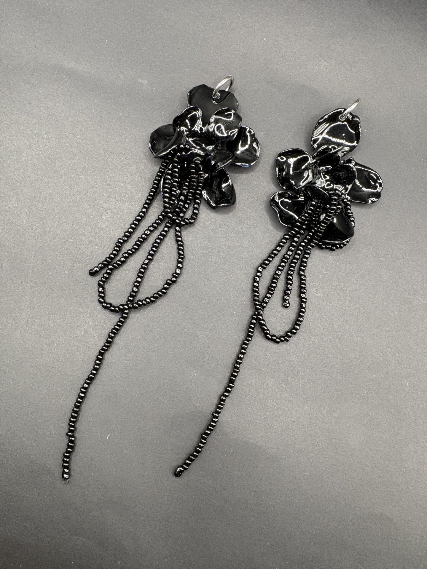 Pendientes Amaranto Negros