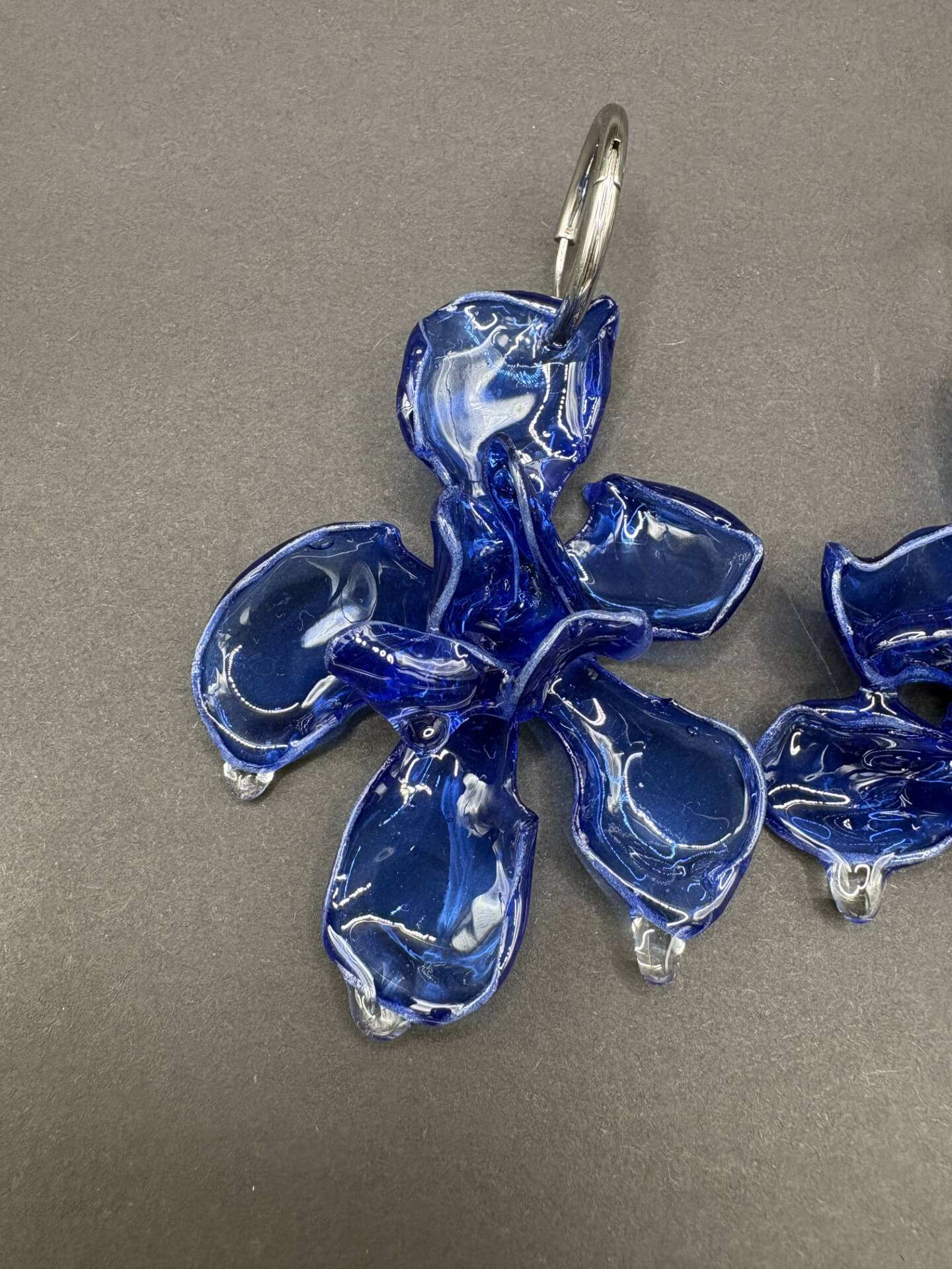 Pendientes Magnolia Azul marino
