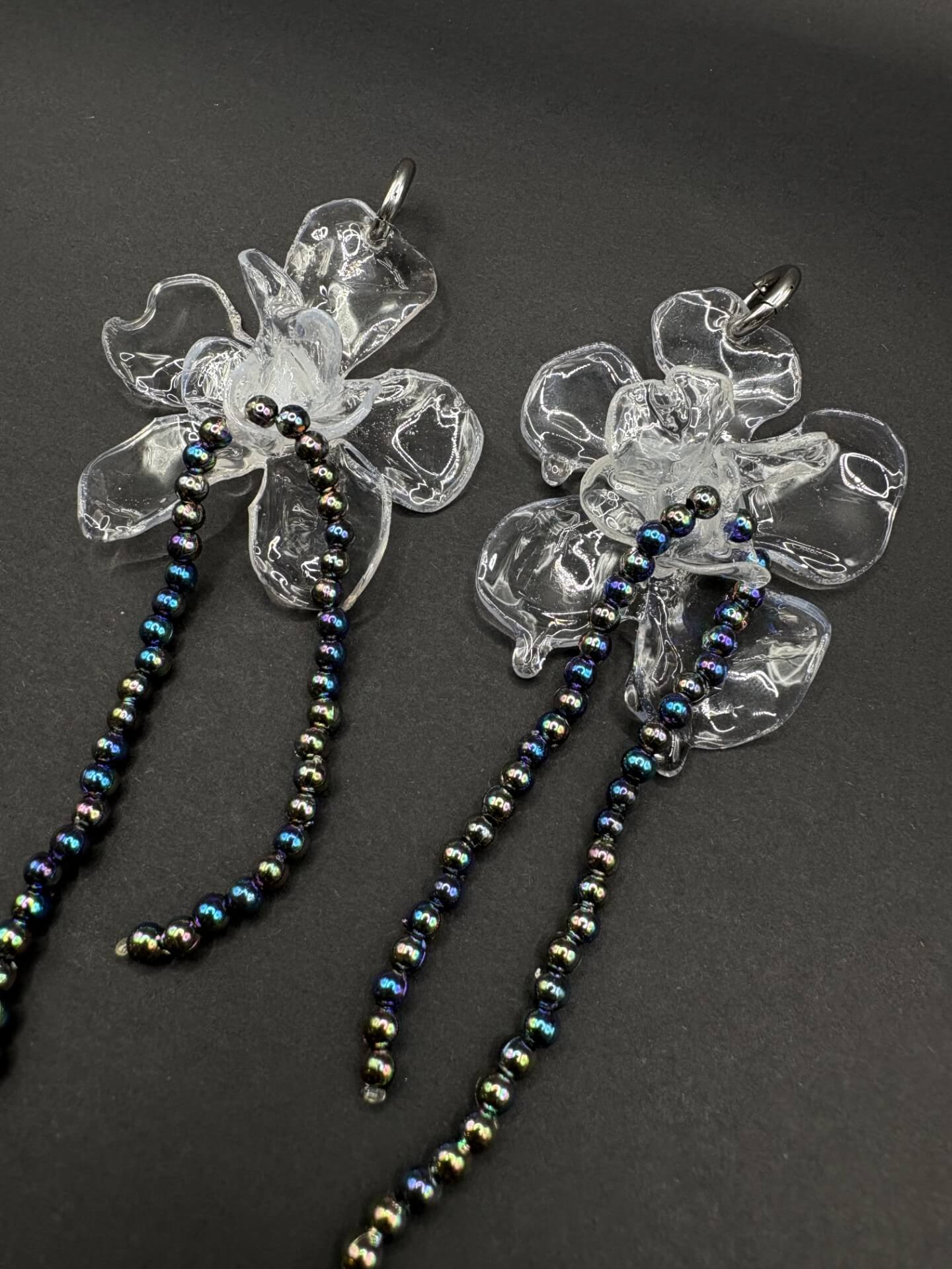 Pendientes Saturnight