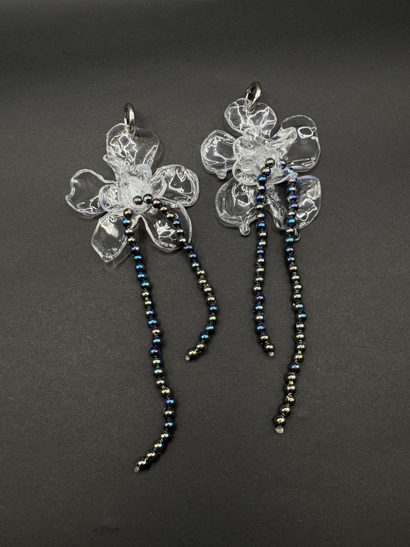 Pendientes Saturnight