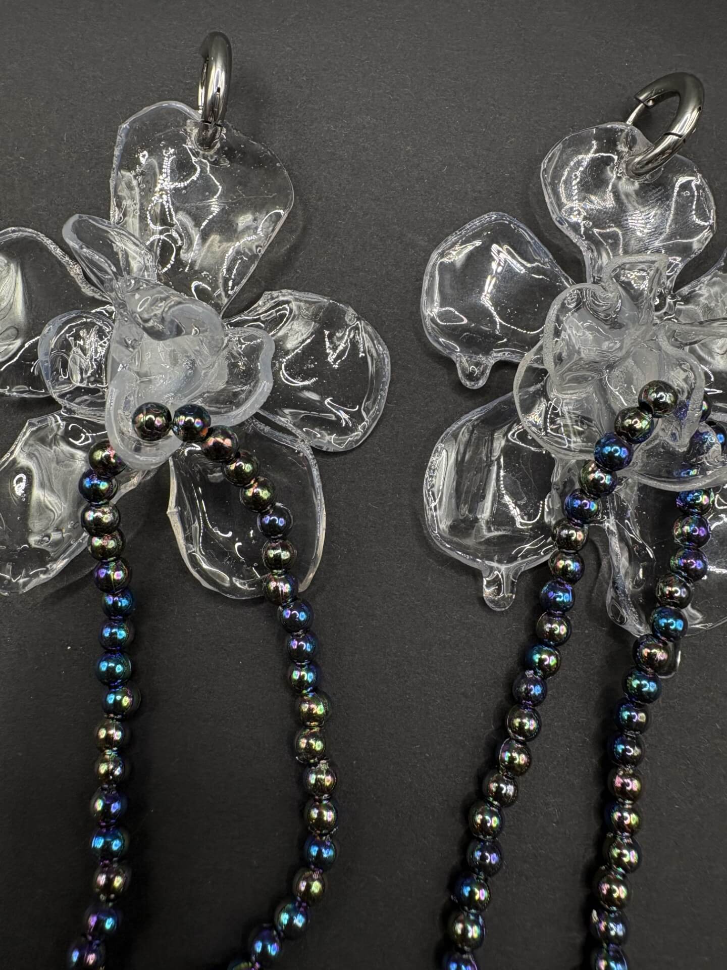 Pendientes Saturnight